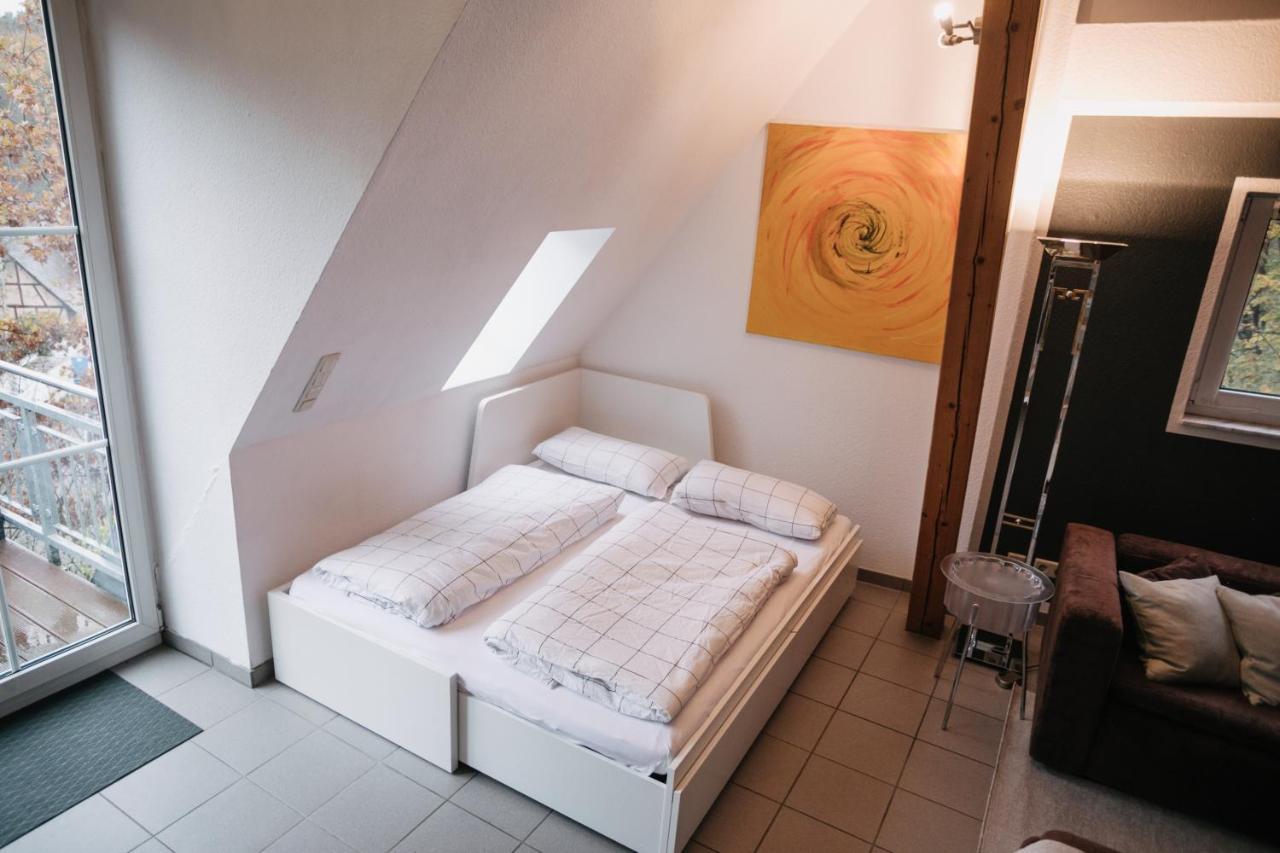 Eigenes Maisonettehaus In Idyllischer Lage Mit Balkon, Nahe Messe, 24H Self-Check In, Gratis Parken Schwabach Dış mekan fotoğraf