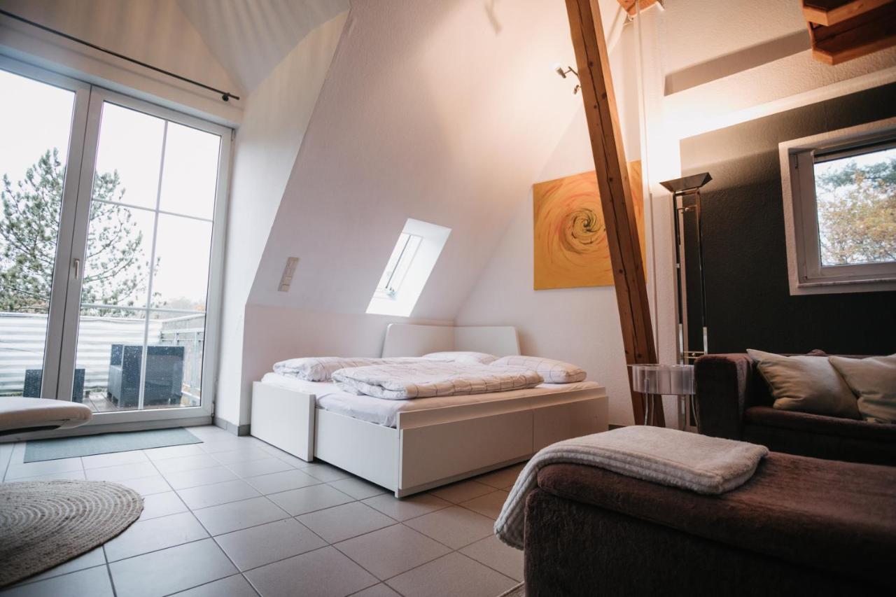 Eigenes Maisonettehaus In Idyllischer Lage Mit Balkon, Nahe Messe, 24H Self-Check In, Gratis Parken Schwabach Dış mekan fotoğraf